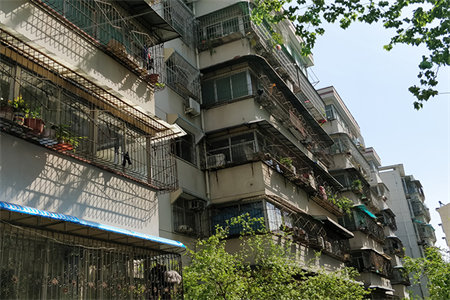 城东文华苑3室2厅2卫147m2精装修